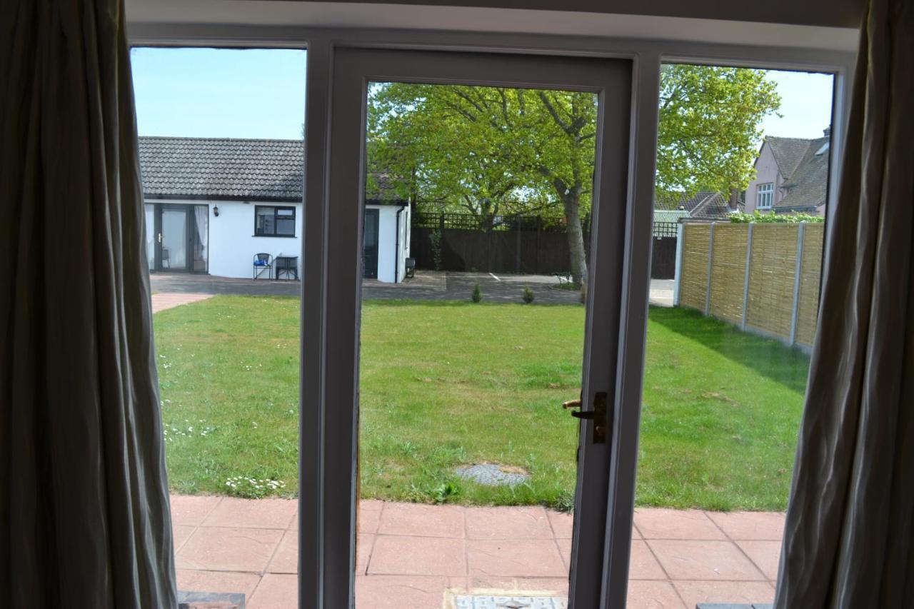 Number 4 - Lytton Tree Lodge, Reydon, Southwold المظهر الخارجي الصورة
